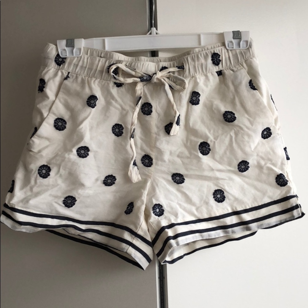 NWOT Loft blue and white drawstring shorts size XS